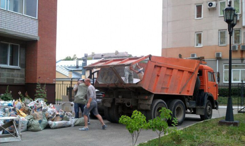 Вывоз старой мебели из квартир и офисов